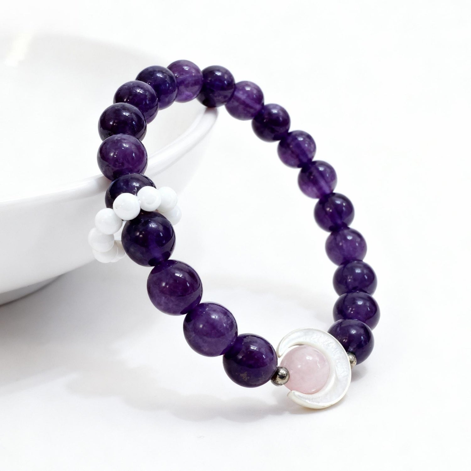 Amethyst Moon Shell Bracelet - Lunar Intuition & Spiritual Elegance